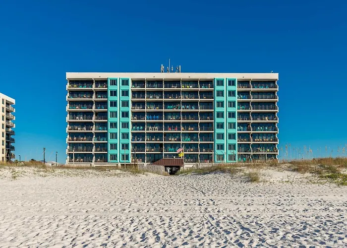 Apartment Island Winds East 403